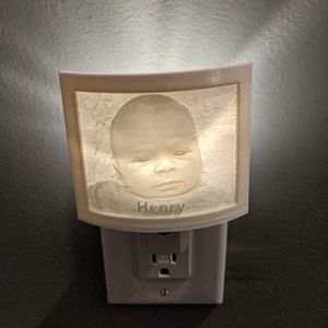Custom Nightlight Lithophane. Use any picture.
